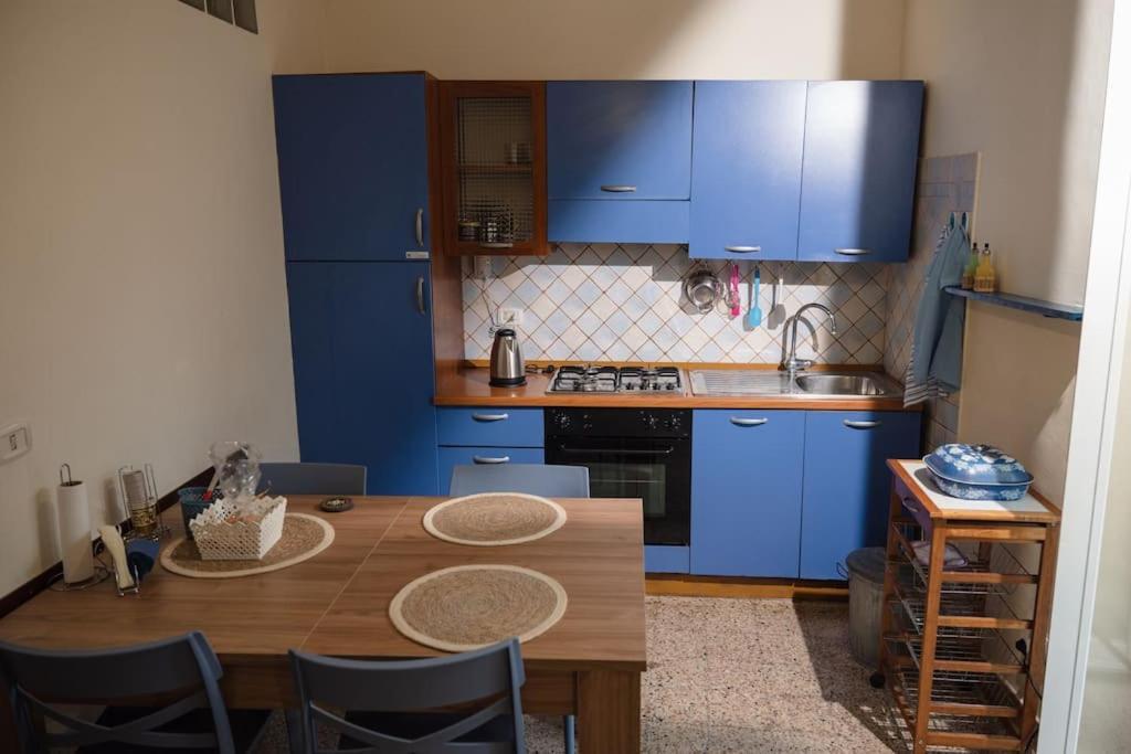 Two-Room Apt. Under The Aqueduct'S Arch In Pigneto Rome Exterior photo